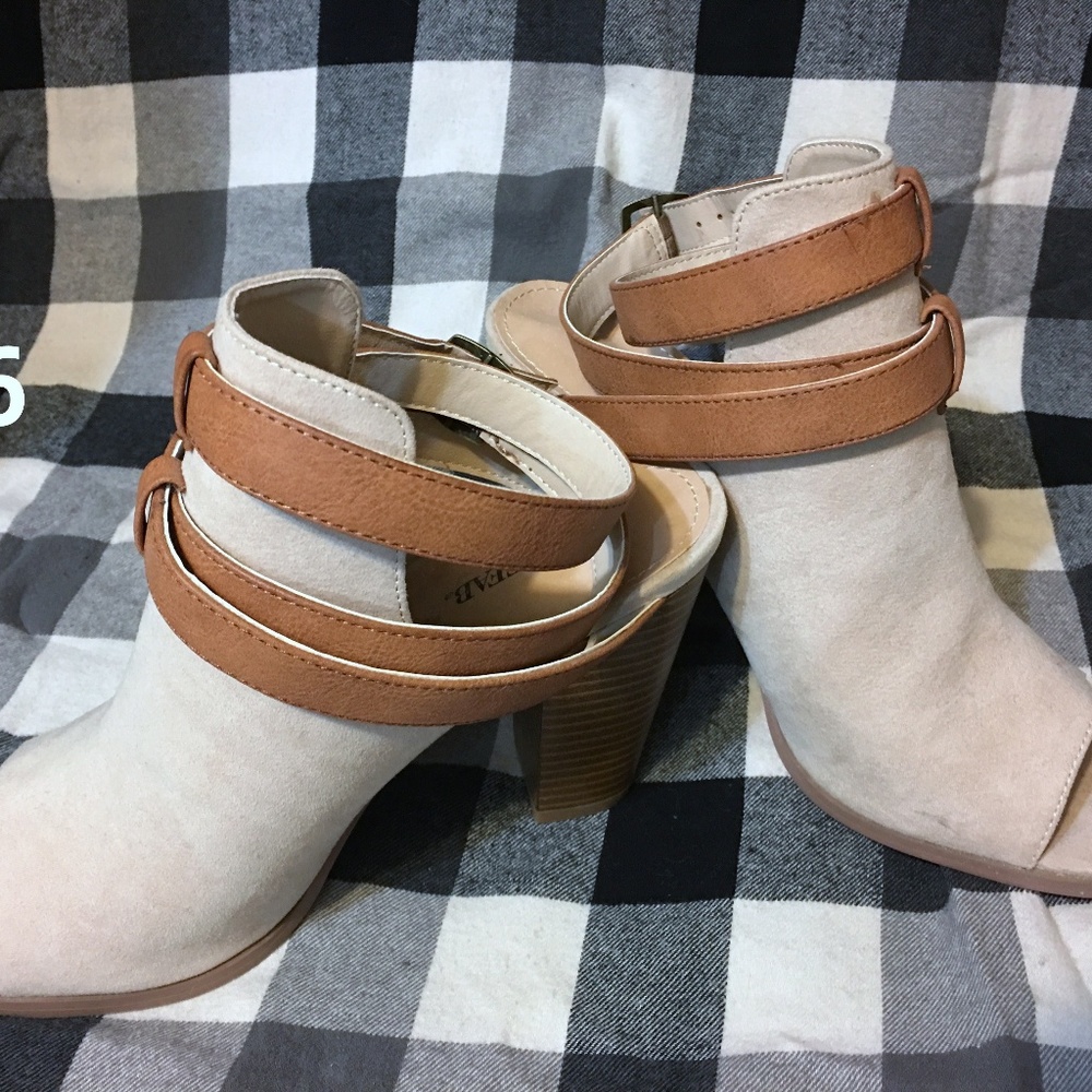 Just Fab heeled sandals
